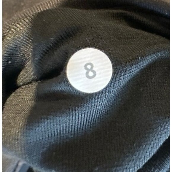 Lululemon capri leggings  older style size 8 - Picture 7 of 7